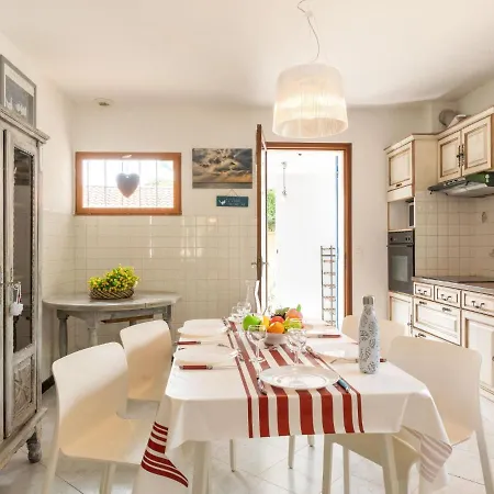 Holiday home Holiday Les Bouvreuils By Interhome Mimizan